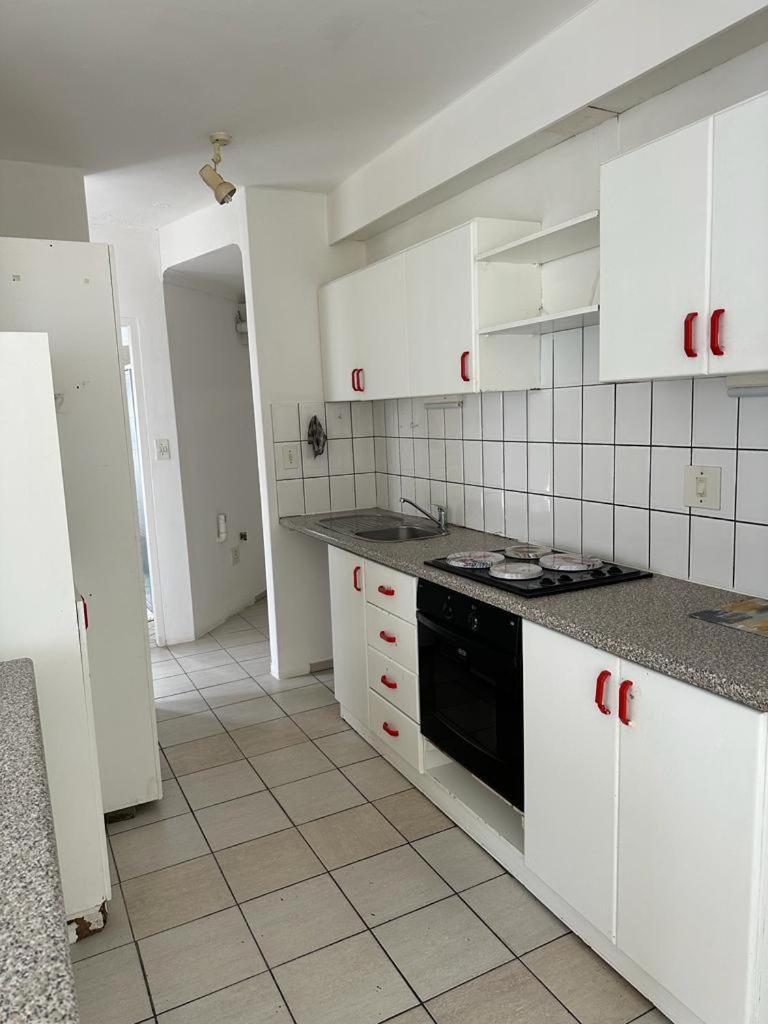 Coastwave Guest House Walvis Bay Kültér fotó
