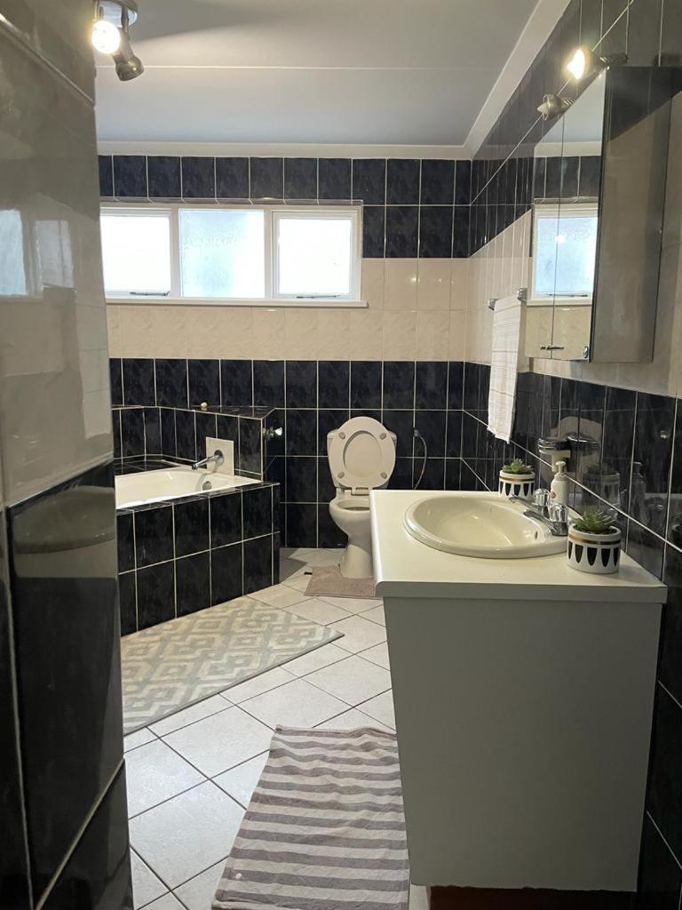Coastwave Guest House Walvis Bay Kültér fotó