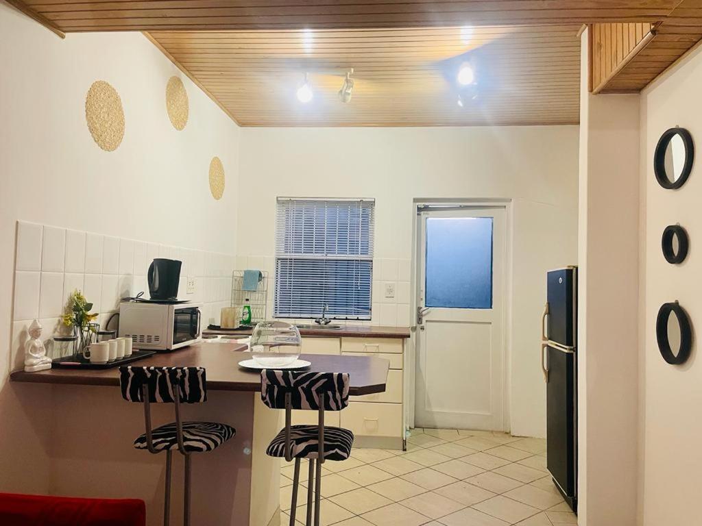 Coastwave Guest House Walvis Bay Kültér fotó